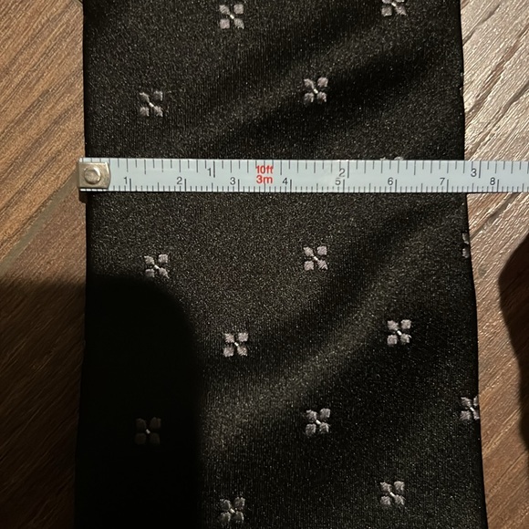 Prada tie - Picture 5 of 5